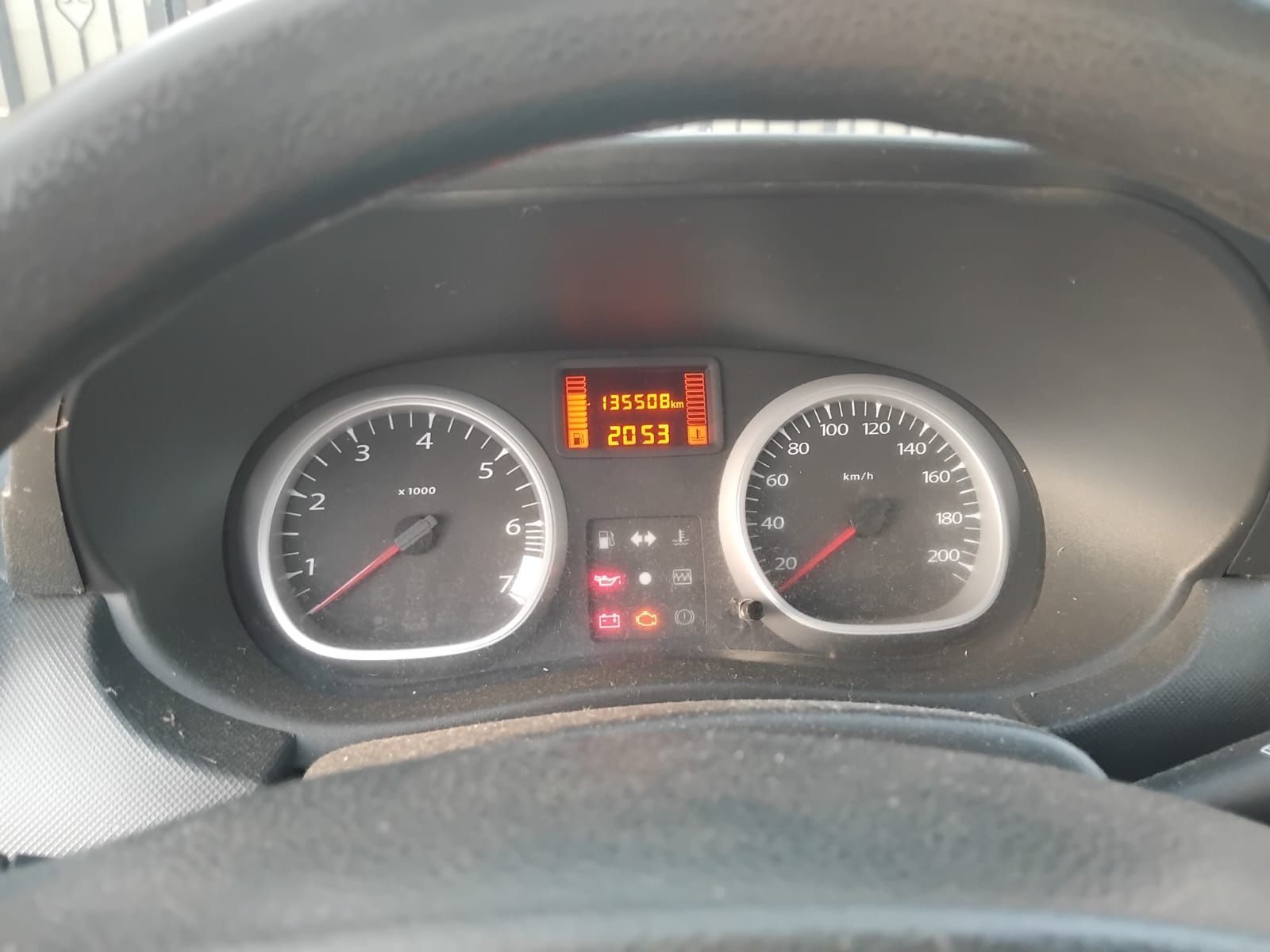 Duster 1,6 2011 ,fara Ac