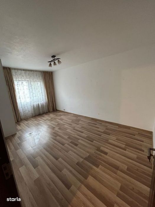 Apartament 2 camere  Nicolina str. Egalitatii-nemobilat