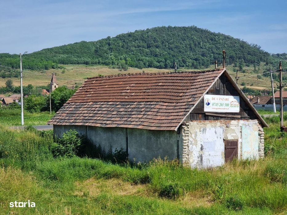 Depozit și teren în Târnava