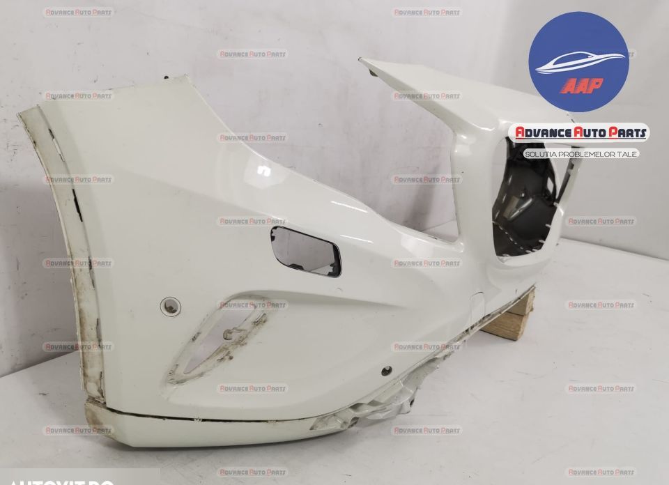 Предна броня със сензори и оригинални миещи устройства в добро състоян