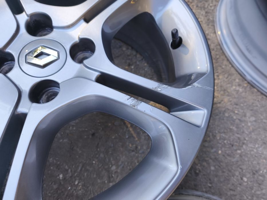 16" оригинални алуминиеви джанти за Renault/Nissan/Dacia.
