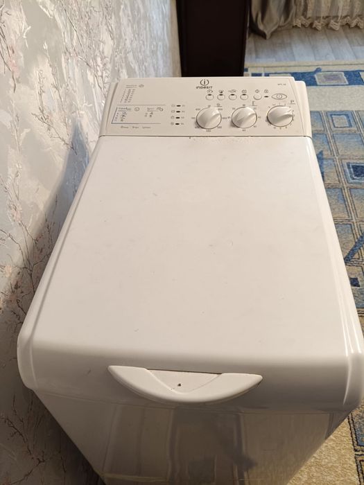 Стиральная машинка indesit