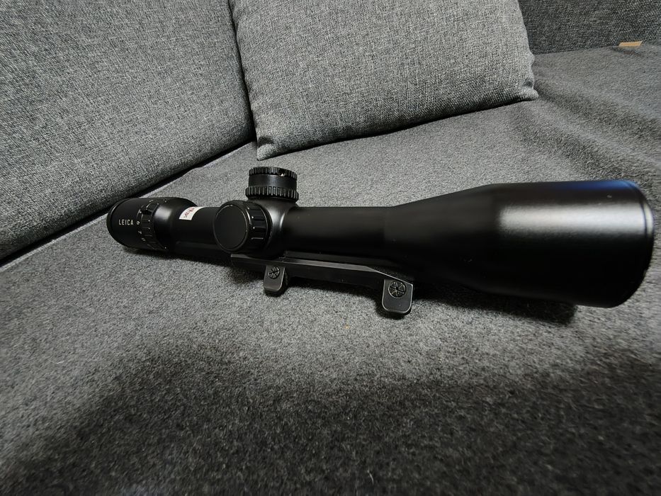 Оптика Leica ERi 2.5-10x42 с монтаж за Blaser