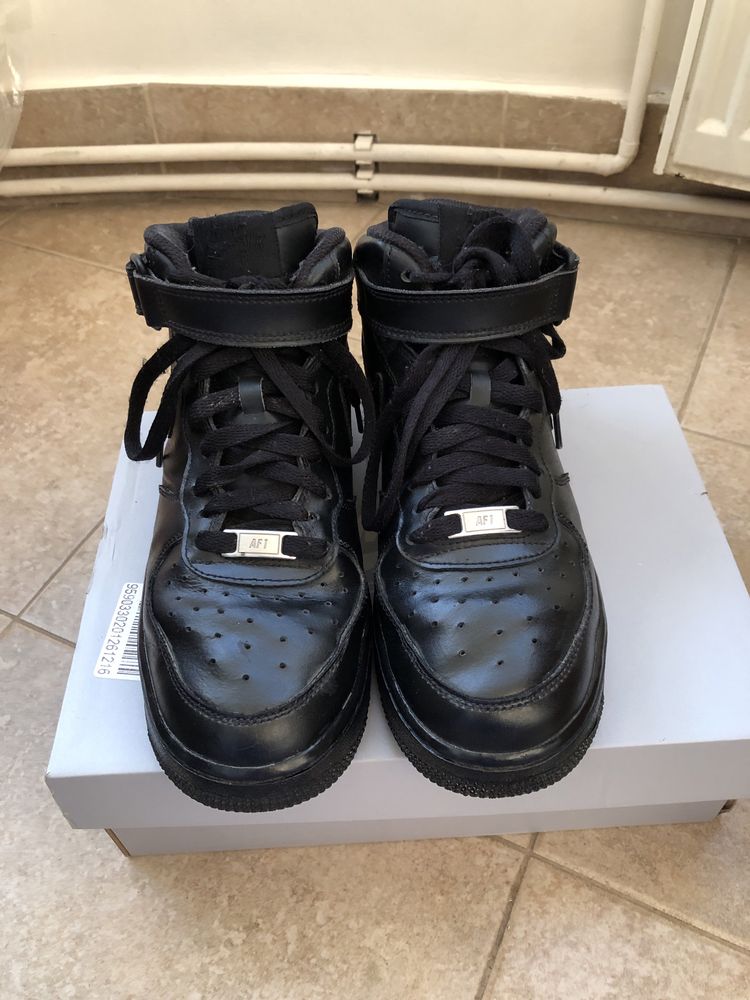 Air Force 1 Mid Black