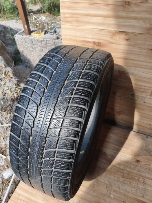 255 55 R18 Одиночка