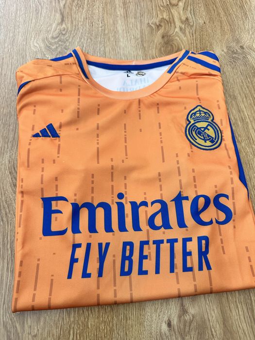 Tricou de fotbal Real Madrid marimea L