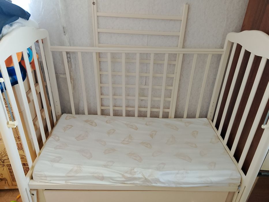 Кроватка детская