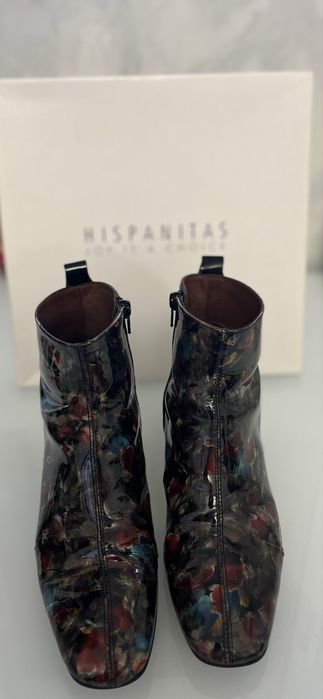 Боти от естествена кожа