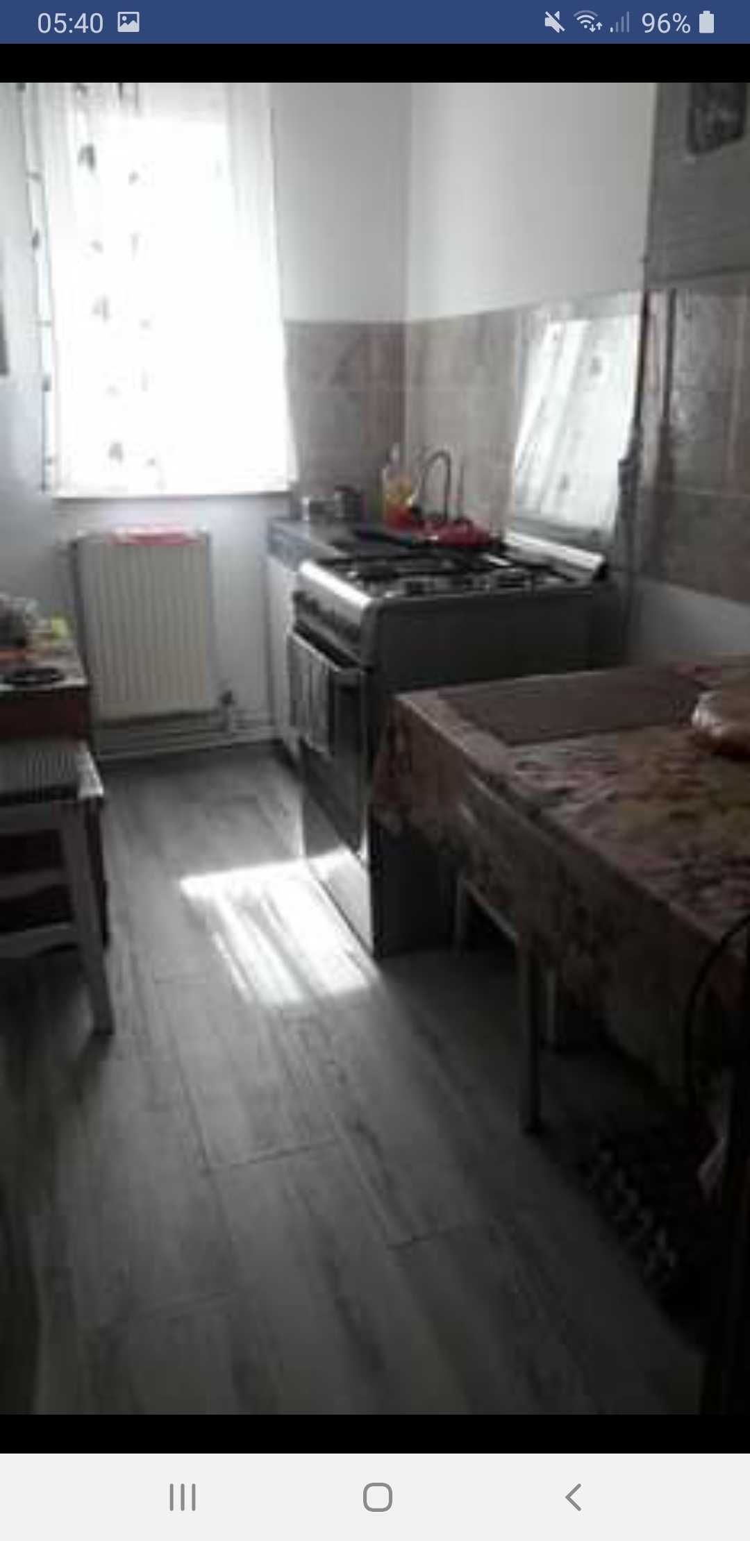 Vand apartament 3 camere in Vaslui