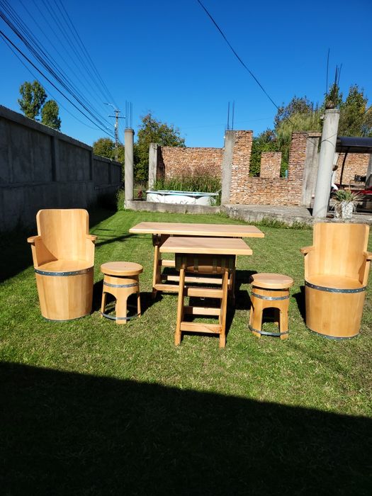 Mobilier rustic pentru casa și gradina(seturi,mese, scaune, bancute)