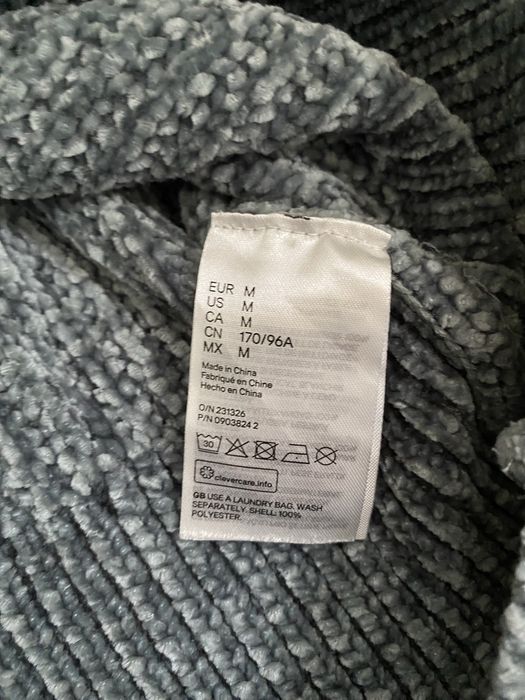 Стилни и елегантни пуловери H&M