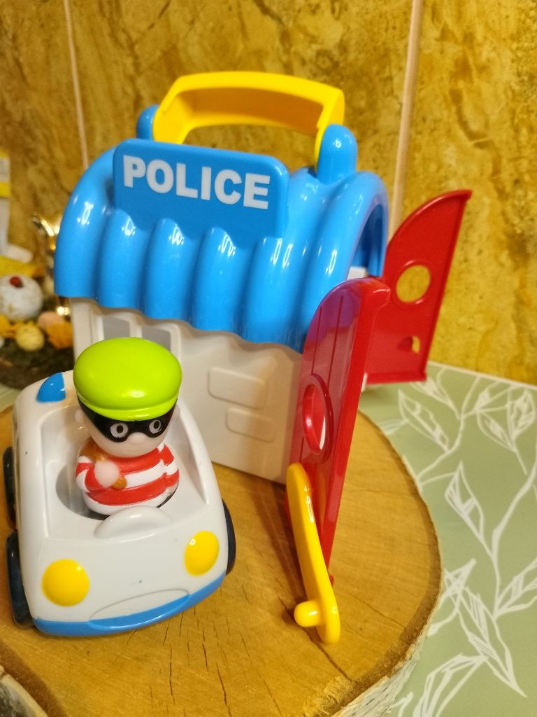 Jucărie căsuță de poliție + mașină