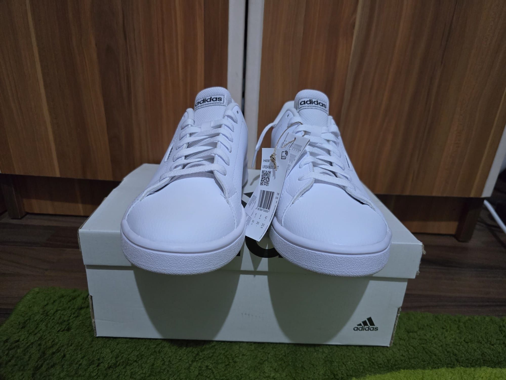 Adidas Urban Court 100% originali, marimea 42