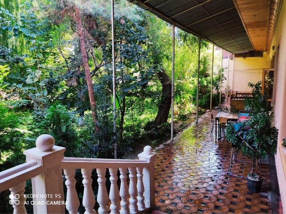 toshkent shaxar olmazor tumanida 10 sotikli fayzli honadon sotiladi