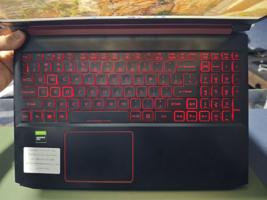 Acer Nitro Gtx 1660 ti gaming laptop