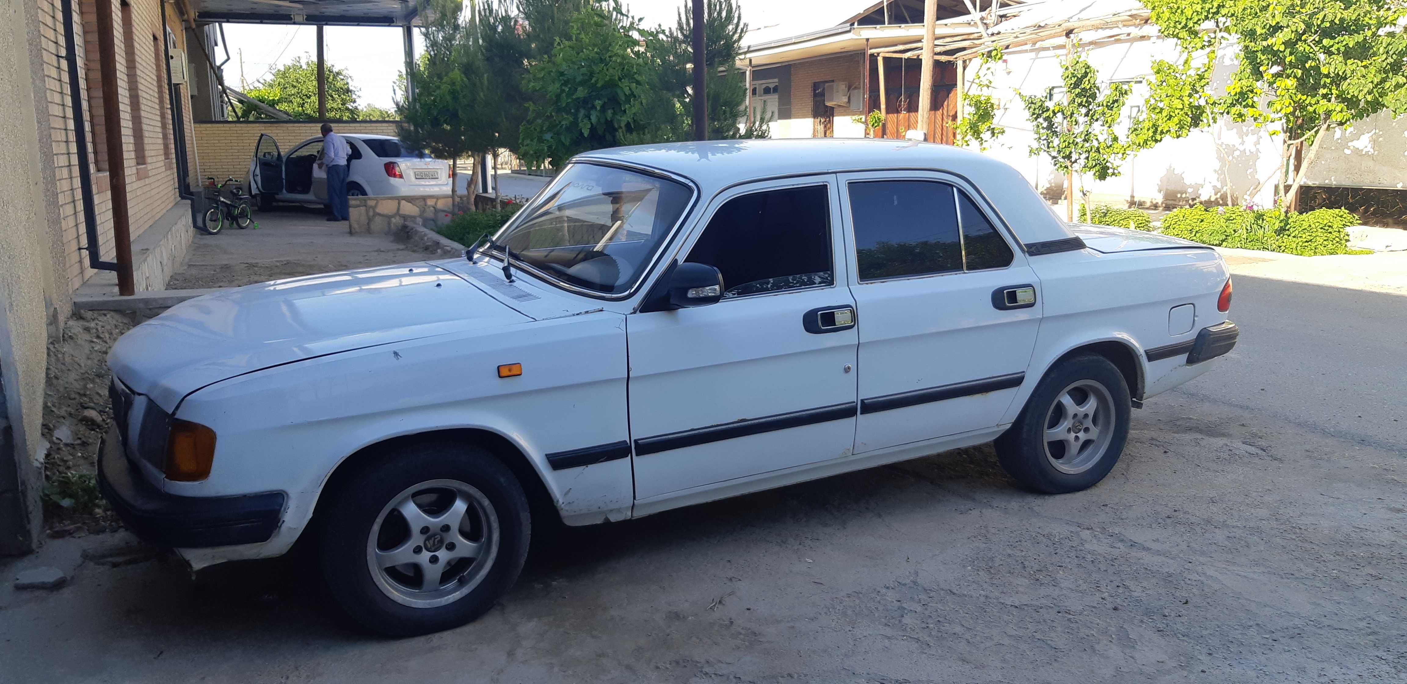 Газ  3110 сотилади, волга