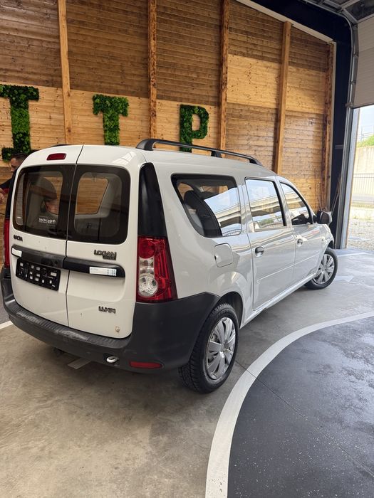 DACIA LOGAN MCV- 1,4 Mpi-74000km -recent adusa !!!
