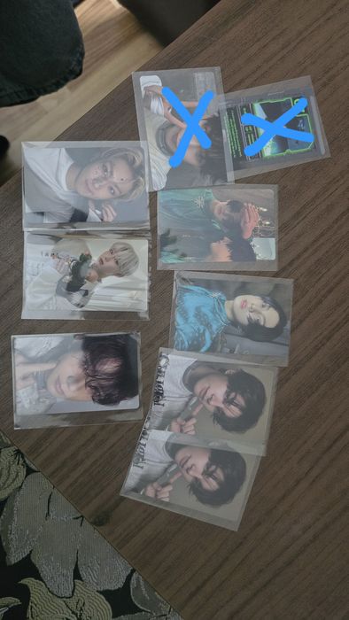 Разменям/ продавам/ купувам картички на Enhypen