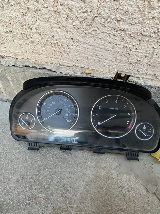 Приборная панель продам