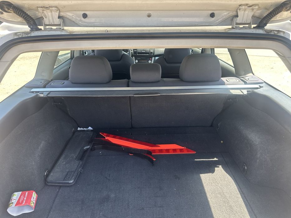 Щора за багажник за Субару Лугаси/Аутбег