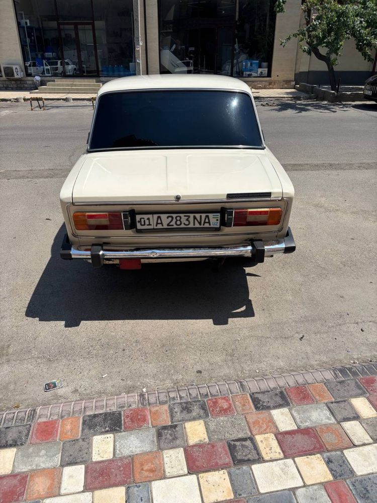 Jiguli 2106.