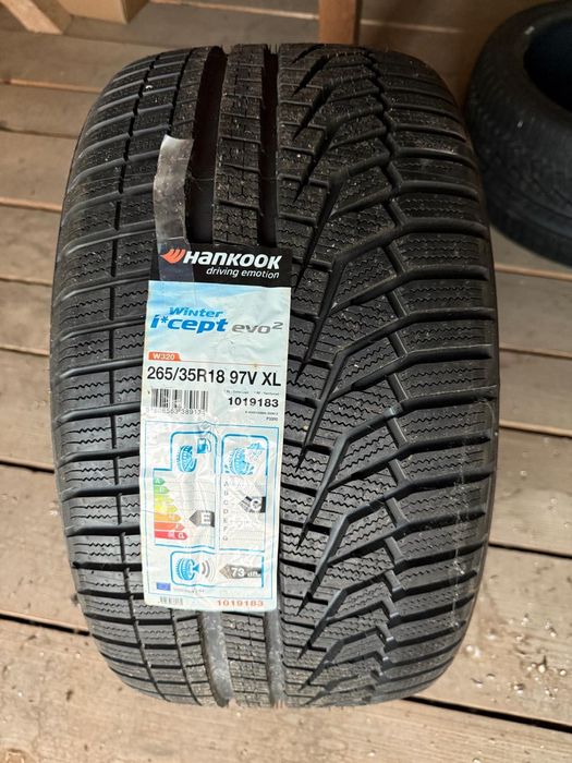 Vând cauciucuri iarna