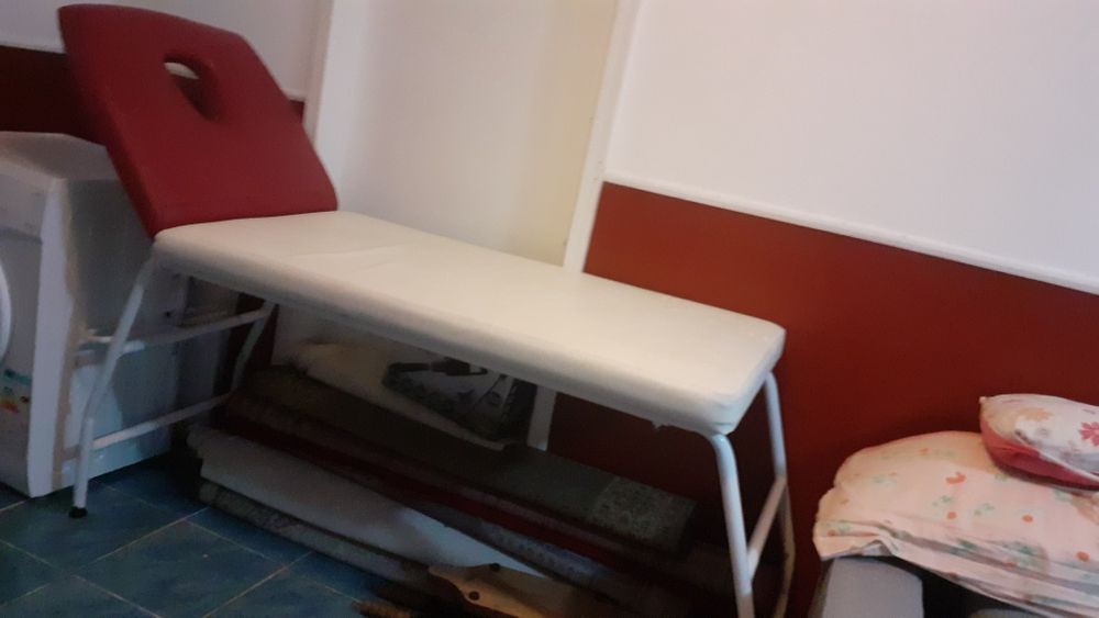 Pat de masaj, cabinet