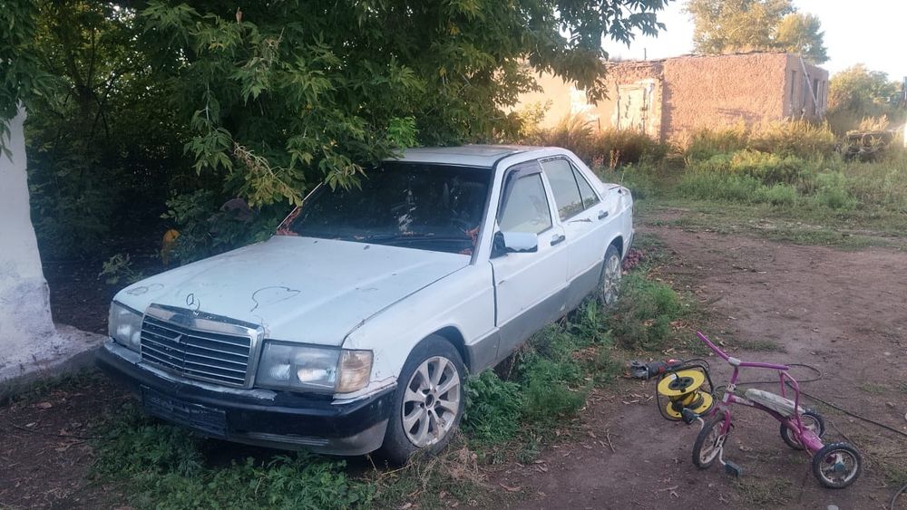 Мерс 190 не на ходу