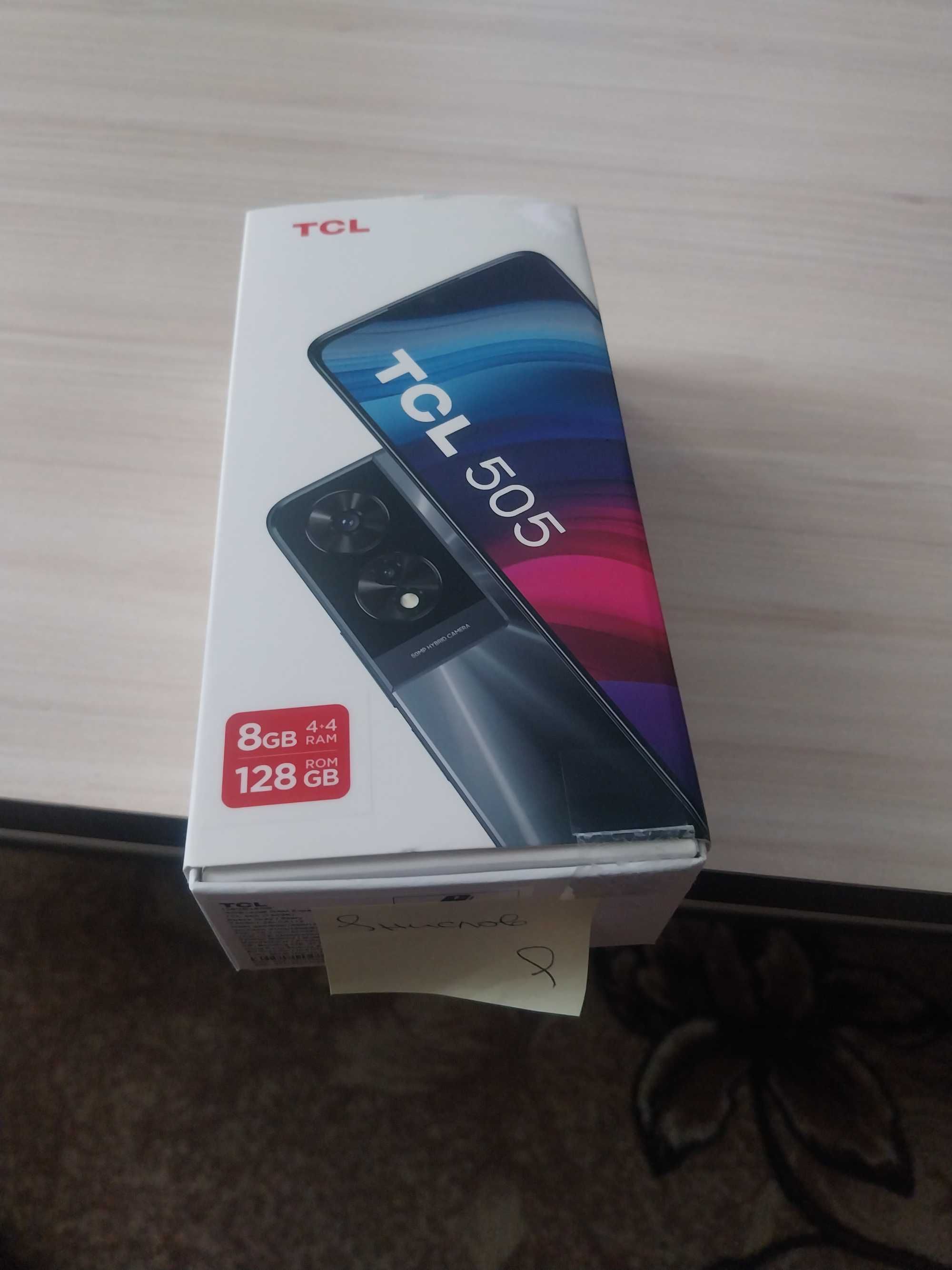 smartphone TCL 505,нов телефон