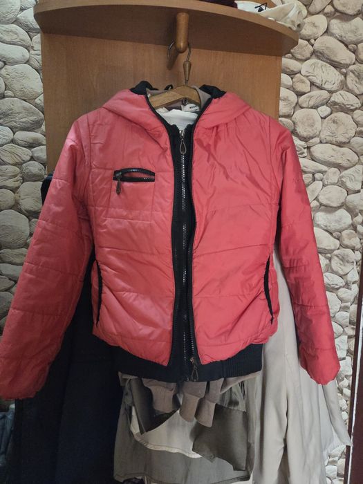 Детская осенняя куртка для девочек M