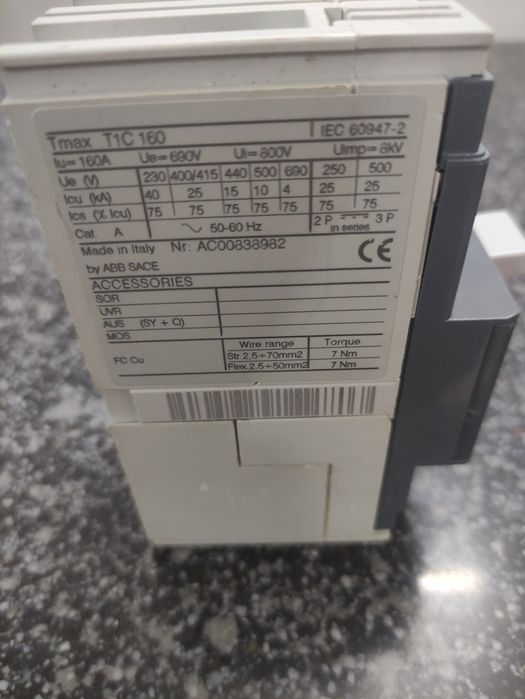 Автоматичен прекъсвач ABB Tmax T1C 100A