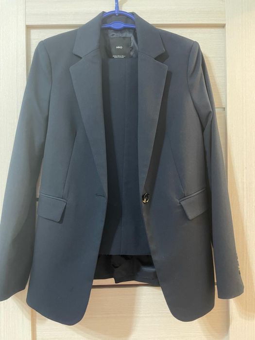 Костюм женский mango