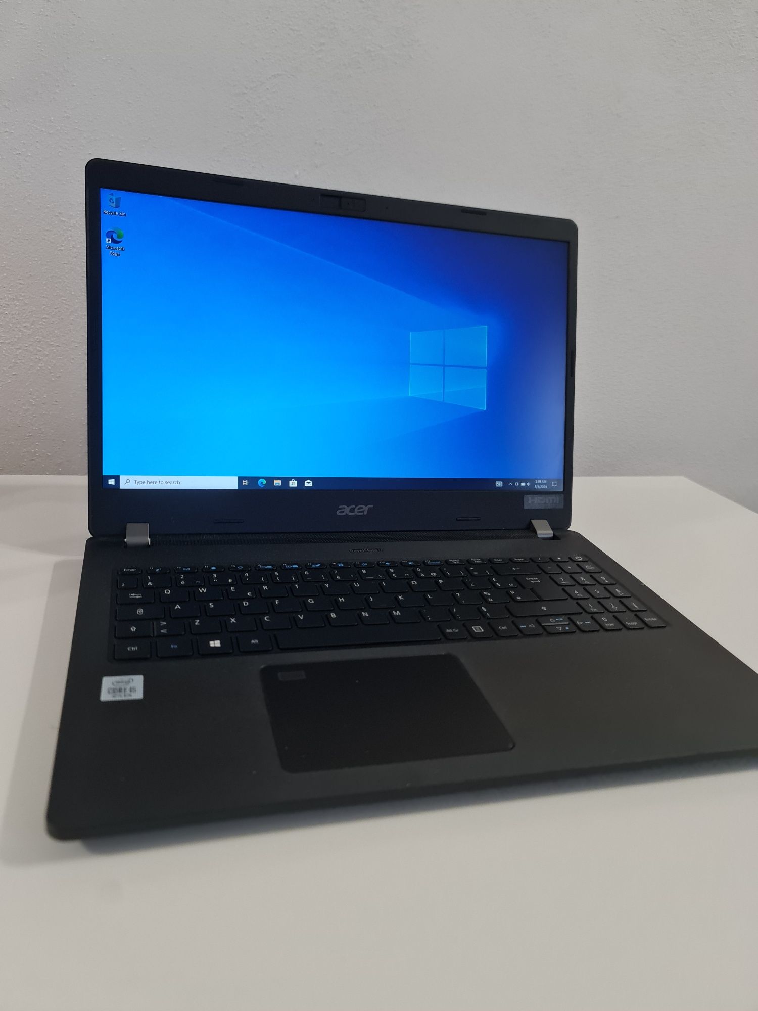 Laptop Acer cu i5 generatia 10