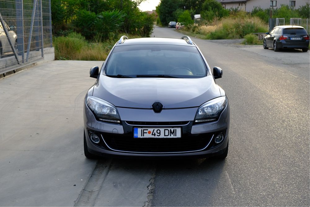 Renault Megane 3 - BOSE Edition - Trapa + panorama