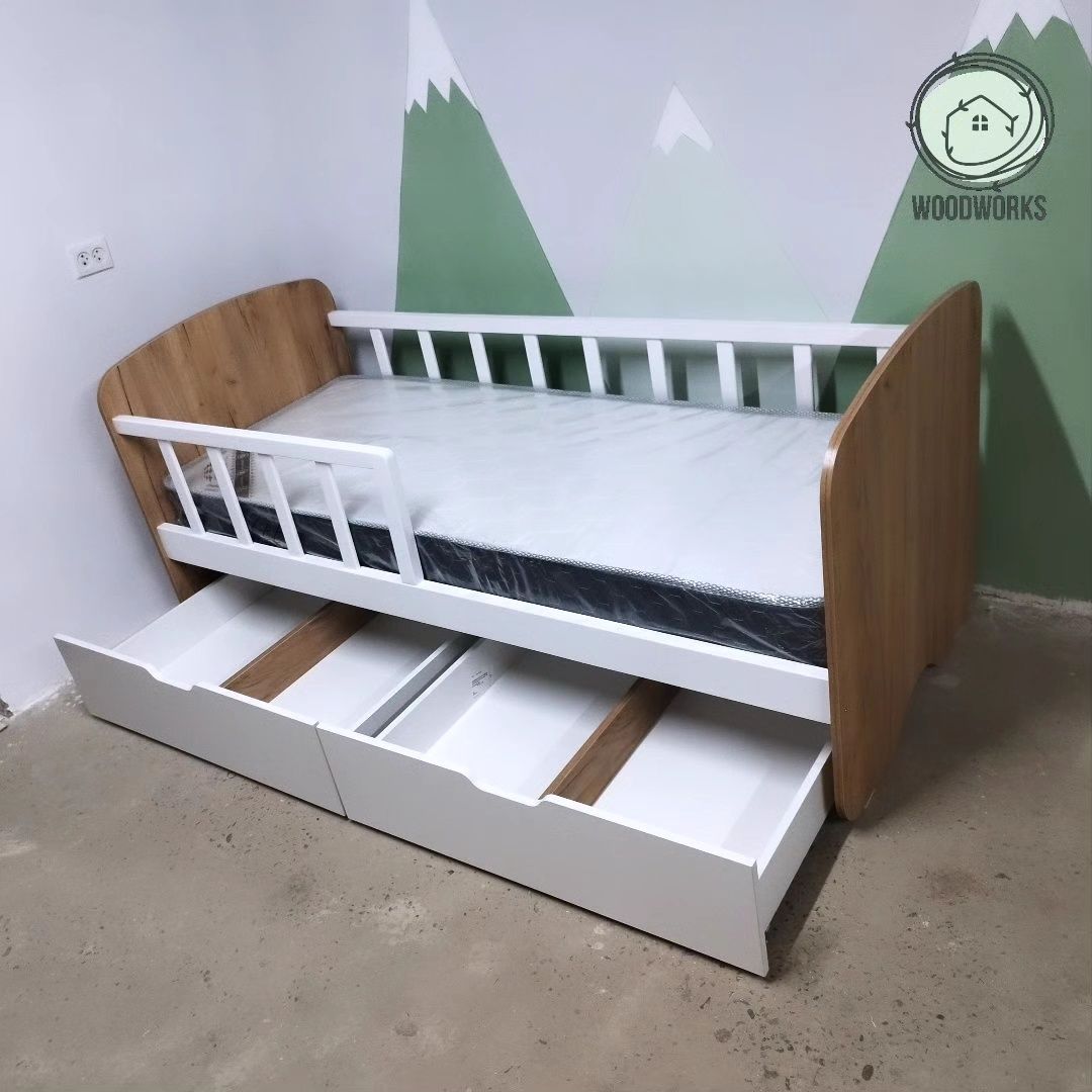 Детская кровать.