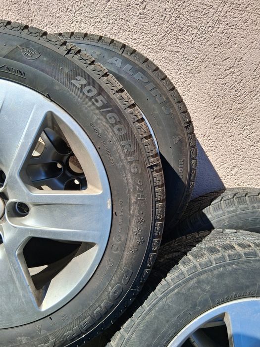 Anvelope cu jante 205/60/16