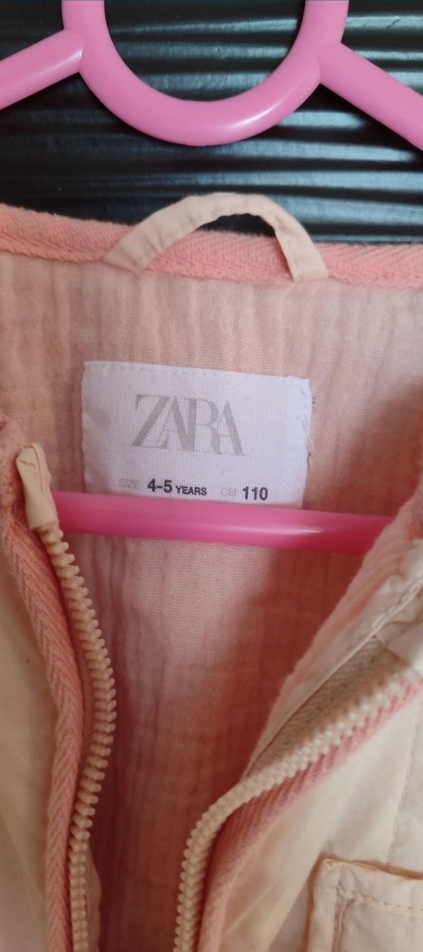 Пролетно/есенно Zara, 110 размер