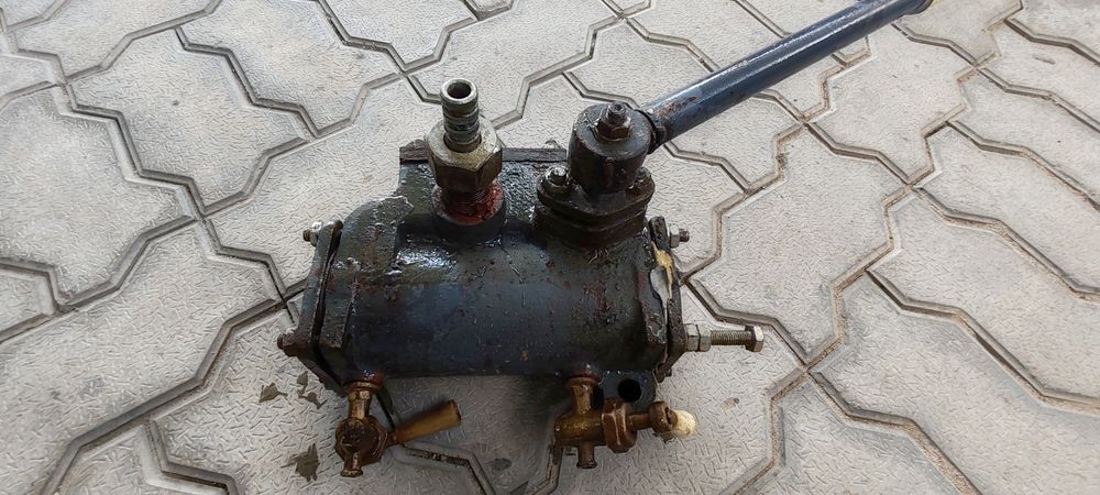 Ручной насос для топлива или воды