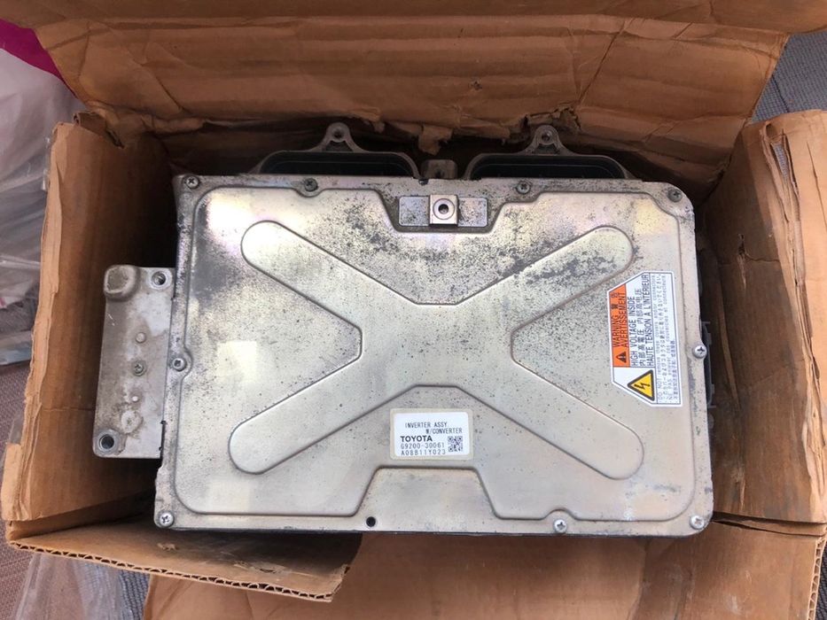 Продам б/у инвертор на запчасти для Lexus GS450H
