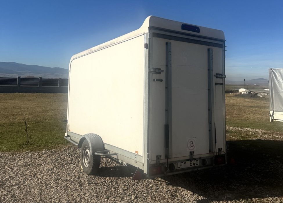 Remorcă auto carosată import Suedia