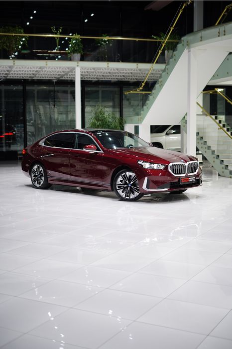 BMW i5 35L eDrive