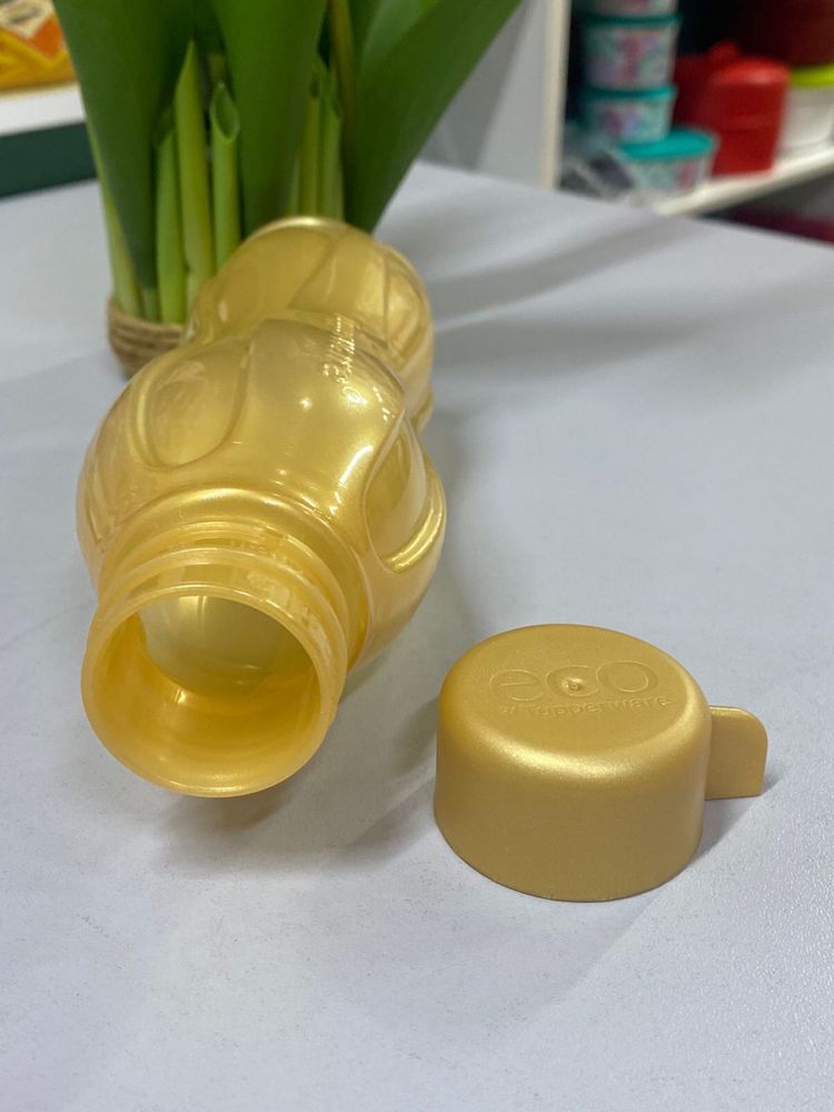 Бутылка Tupperware