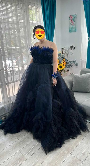 Бална рокля на дизайнера Стоян Радичев л-хл