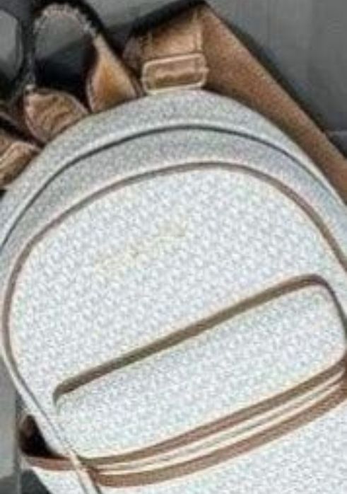 Rucsac MK new model,logo metalic auriu, saculet, etichetă