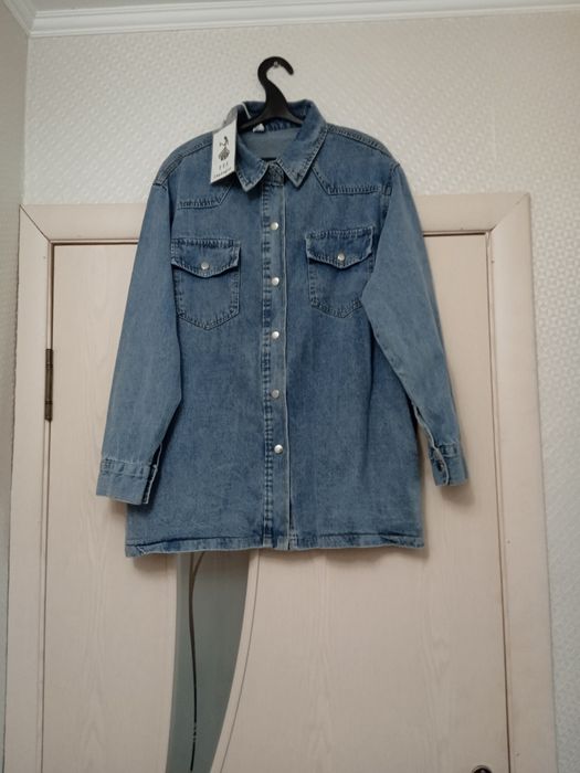 Продам новый женский джинсовый пиджак.
