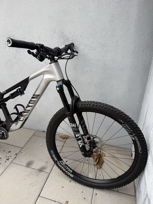 Bicicleta Canyon neuron