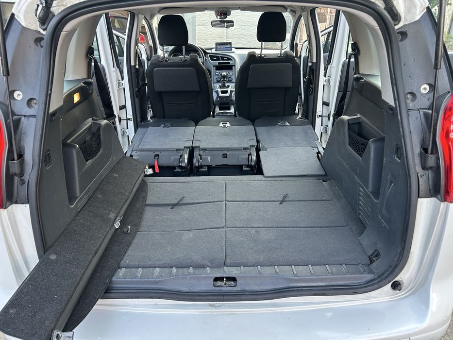 Peugeot 5008 1.6 HDi, 109 CP, an 2010,