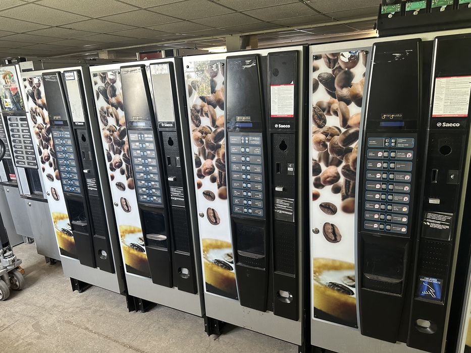 Vindem saeco cristallo 500 black grangusto