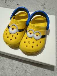 Papuci/Sandale Crocs Minions