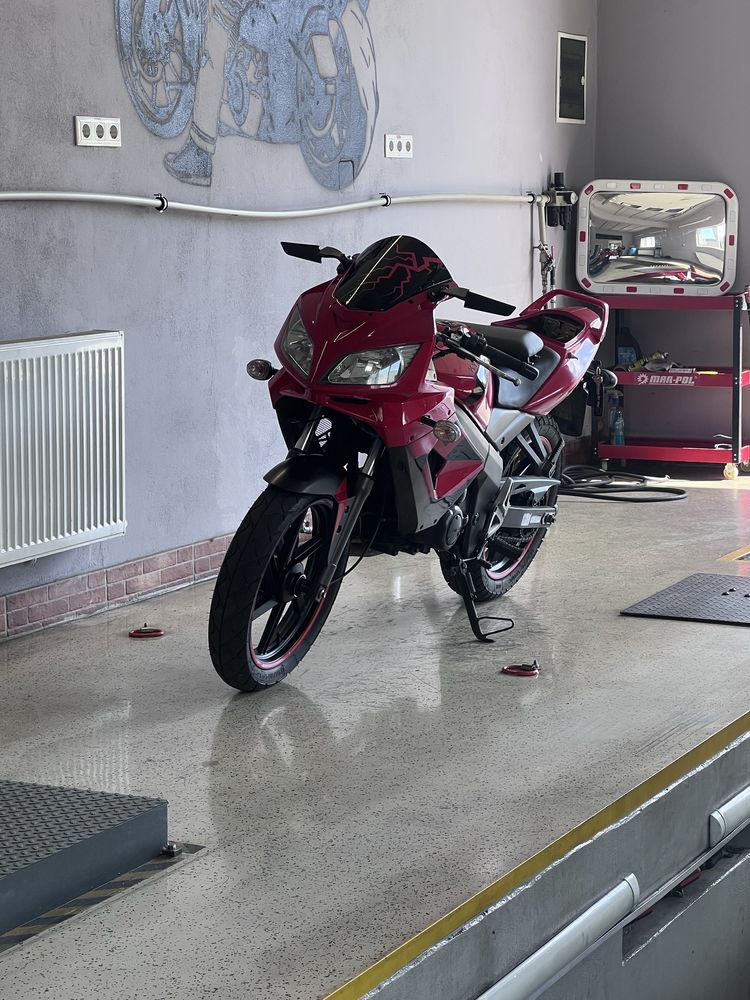 Motocicleta A1 Kymco Quannon 125